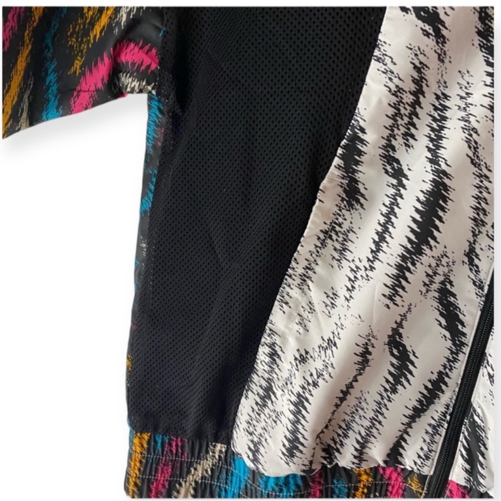 Puma Vibrant Zebra Print Track Set - Picture 9 of 9